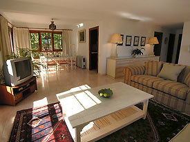 Casa Arriba spacious lounge