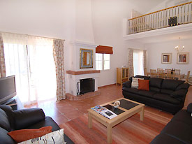 Villa Pedregal spacious lounge/dining room