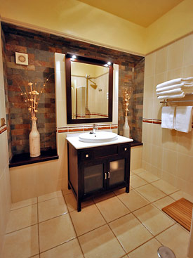 Shower room at Finca Maroc