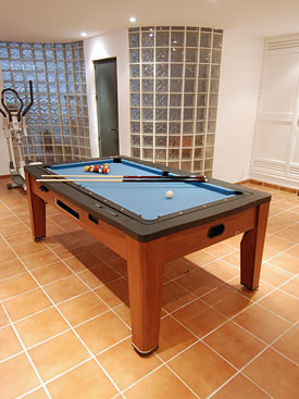 American pool table